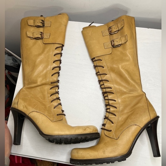 Donald Pliner Italian Made Leather Lace Up Knee High Heeled Lug Sole Boot sz 9 - Picture 2 of 12